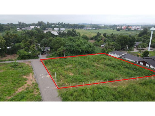 ที่ดินจอมบึง ใกล้ถนนใหญ่ 500 ม. เนื้อที่ 1 ไร่ 40 ตร.ว. ราคา 850,000 บาท