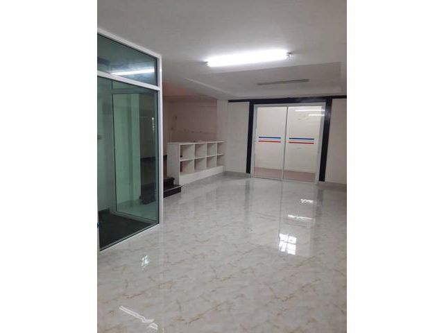ให้เช่าบ้านเดี่ยว 2 ชั้น 36 ตรว. ลาดพร้าววังหิน