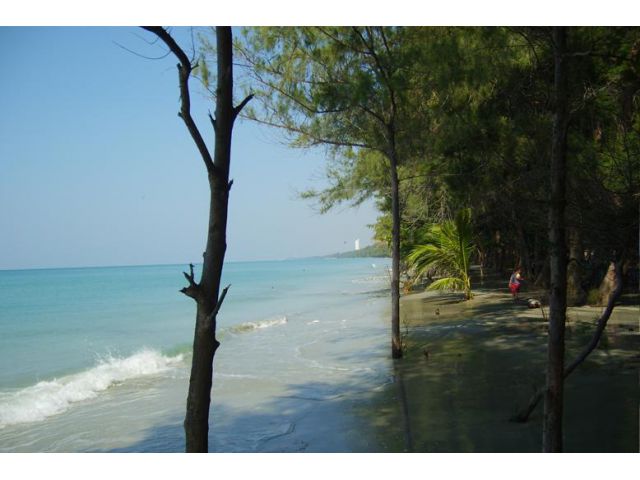BEACHFRONT LARGE LAND SALE WITH CHANOTE TOURIST SOURCE RAYONG