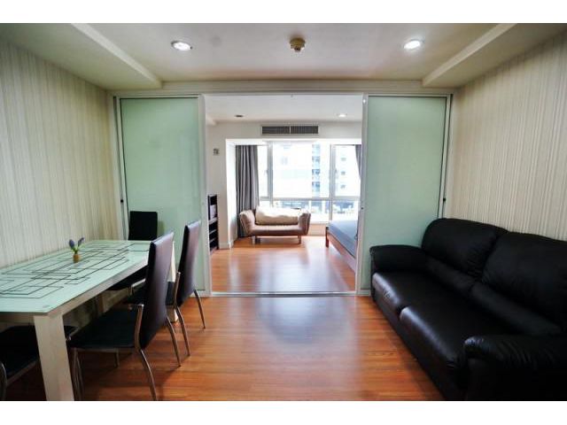 รหัสทรัพย์ B2207 ให้เช่า คอนโด THE TRENDY สุขุมวิท 13 ใกล้รถไฟฟ้า BTS นานา (2 ห้องนอน)