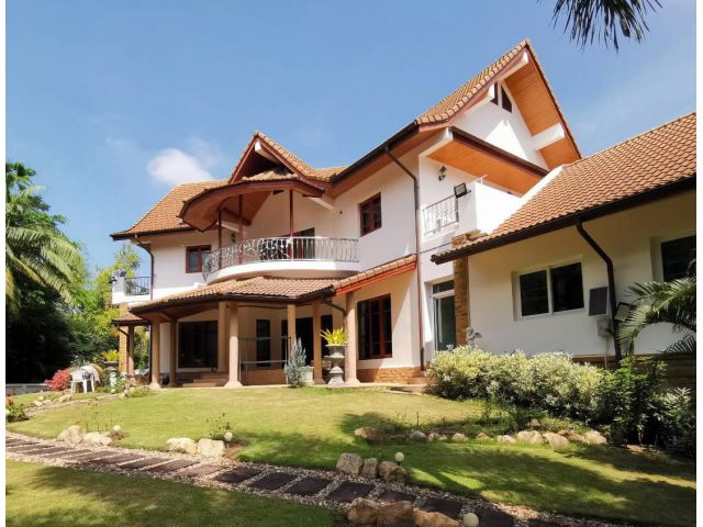 บ้านพร้อมสระว่ายน้ำ สันกำแพง เชียงใหม่