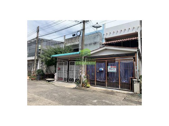 หมู่บ้าน เปรมปรีดิ์ รังสิต-คลอง 2 ขายด่วน ทาวน์เฮ้าส์ 2 ชั้น เนื้อที่ 18 ตร.ว ถนน รังสิต-นครนายก 54 ต่อเติม พร้อมอยู่