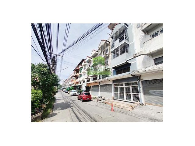 ขายด่วน อาคารพาณิชย์ 3.5 ชั้น รังสิต-ปทุมธานี 15 เนื้อที่ 16.30 ตร.ว ทำเลดี ราคาต่อรองได้