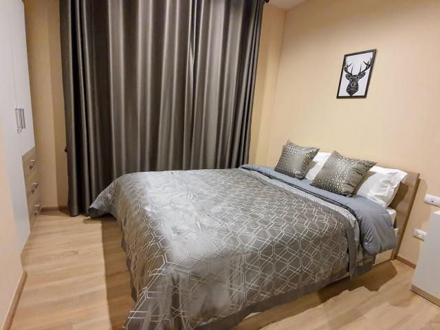 รหัสทรัพย์ B2220 ให้เช่า The Base Garden-พระราม 9 (ห้องสวย เฟอร์ครบ มีเครื่องซักผ้า)