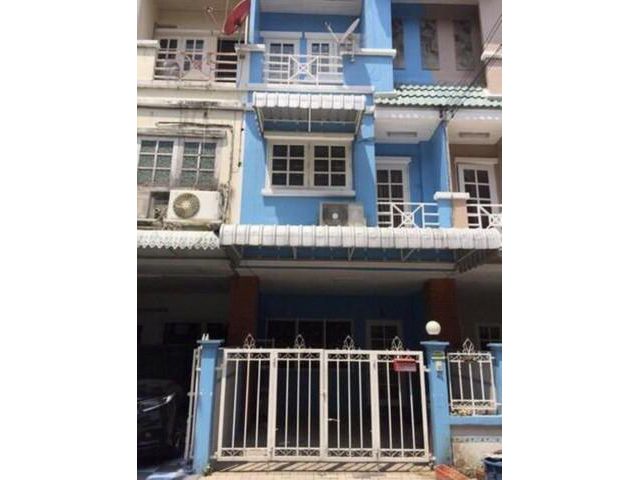 For Rent ทาวน์โฮม 3 ชั้น หมู่บ้านเกตุนุติเชอมิเน่ ลาดพร้าว87 ใกล้เลียบด่วนรามอินทรา