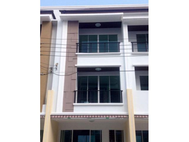 ขายทาวน์โฮมใหม่ บ้านกลางเมือง สาทร