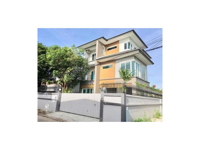 บ้านเดี่ยว 3 ชั้น วัฒนานิเวศน์ ซ.ลาดพร้าว 48