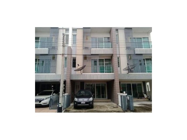 ทาวน์โฮม Town Avenue ศรีนครินทร์ ซ.อ่อนนุช 68