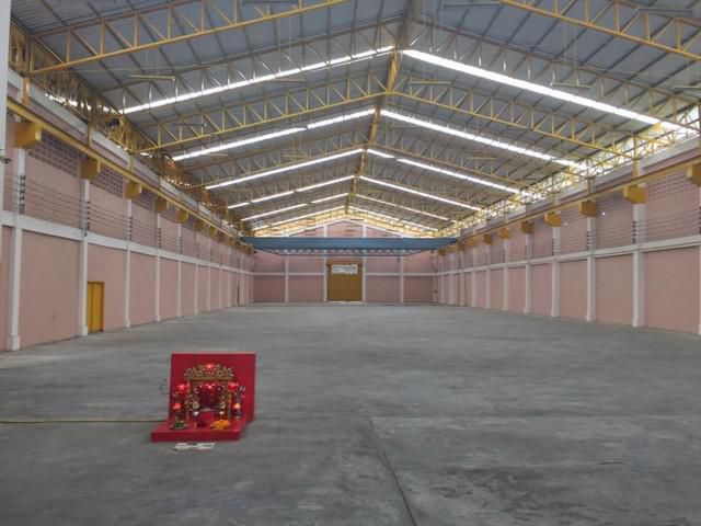 ให้เช่าโกดังพื้นที่ใช้สอย 2,000 ตรม.พุทธมณฑลสาย4