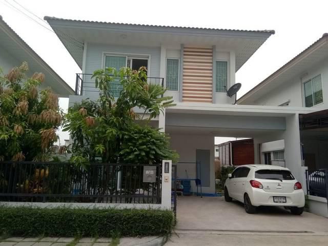ขายบ้านเดี่ยว2ชั้น กรูฟวิลล์ ลำลูกกาคลอง4 ปทุมธานี ใกล้บิ๊กซี เนื้อที่ 36ตรว 3นอน 2น้ำ ขาย​ 3.49ล้าน