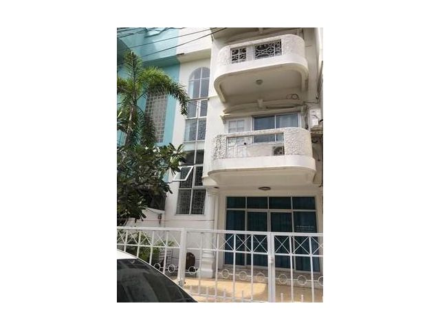 ทาวน์โฮม 3 ชั้น ซ.ลาดพร้าว 84