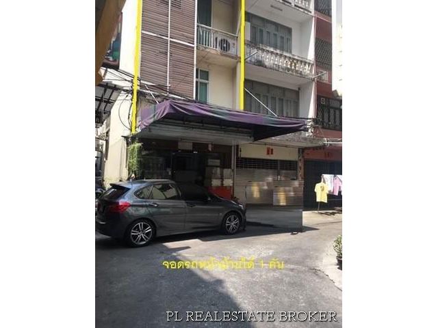 ขายอาคารณิชย์ 5 ชั้น 1 คูหา ซอยสุขุมวิท 22