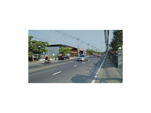 ที่ดินเปล่าใกล้ถนนใหญ่ เหมาะทำ  ,สำนักงาน ออฟฟิศ ,บ้านพักอาศัย เป็นต้น ไม่อนุญาตเป็นไซด์คนงานก่อสร้าง