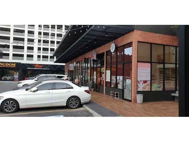 PB133ปล่อยเซ้งกิจการร้านเล็บ ย่านลาดพร้าวมีลูกค้าประจำเยอะมาก พื้นที่ประมาณ 70 ตารางเมตร พร้อมชั้นลอย