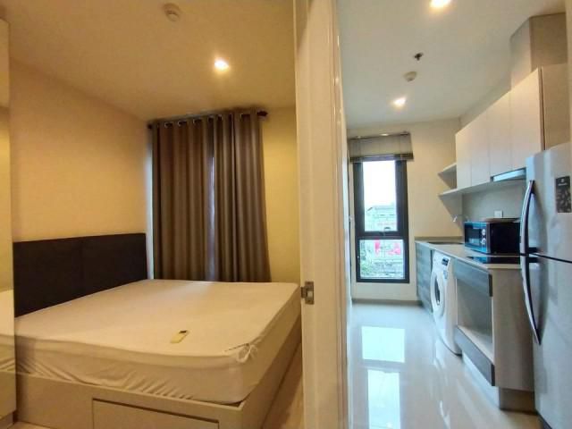 รหัสทรัพย์ B2373 ให้เช่า Centric รัชดา-ห้วยขวาง (ห้องมุม fully furnished)