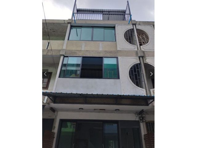 ขาย เช่า อาคารพาณิชย์ 3.75 ชั้น สะพานสูง