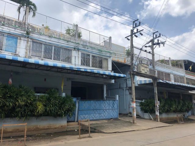ขายโรงงาน 256 ตรว บางขุนเทียน พระราม 2 ผังสีม่วง อ1-6 พท. 550 ตรม. ราคาถูก