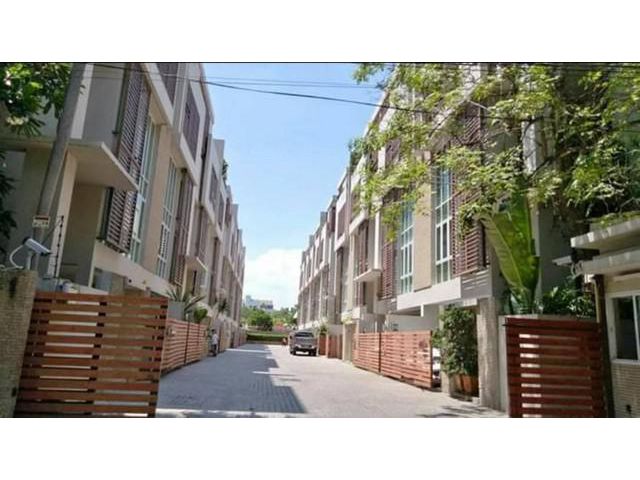ทาวน์โฮมเช่า : บ้านเดอะพาร์คเลน (เอกมัย 12)