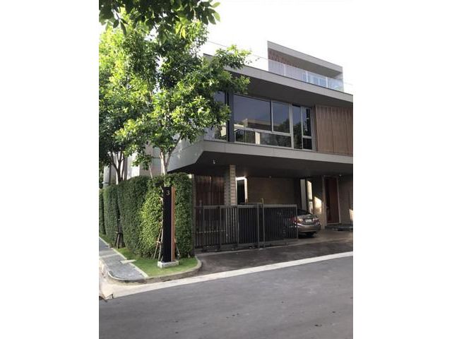 ขายบ้านเดี่ยว 3 ชั้นหลังมุม ม.อาร์เทล พัฒนาการ20