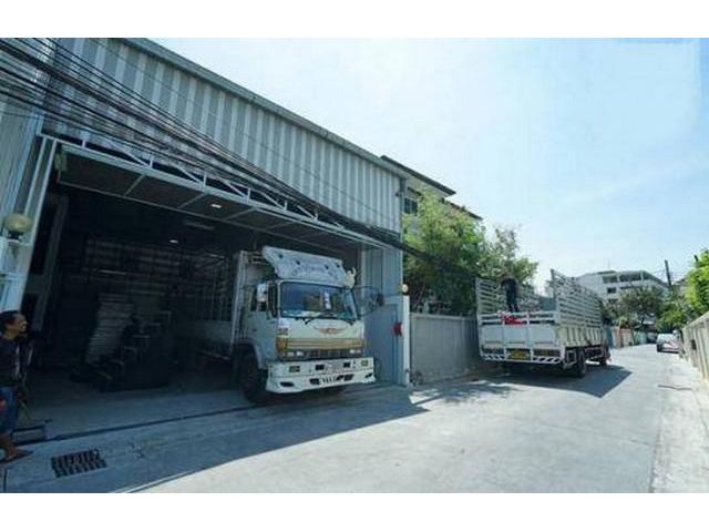 PTT2ให้เช่าโกดัง ซอยลาดพร้า 34 ใกล้ mrt ลาดพร้าว