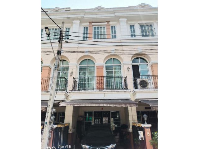 ขายทาวน์โฮม 3 ชั้น มบ พลัสซิตี้พาร์ค ลาดพร้าว