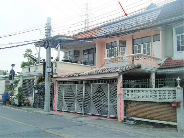 ให้เช่าทาวน์โฮม 2 ชั้น ใกล้ MRT ลาดพร้าว