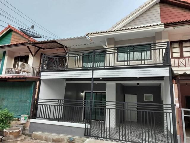 ขายทาวน์เฮ้าส์ 2ชั้น หมู่บ้านพฤกษา3 เนื้อที่18ตรว.