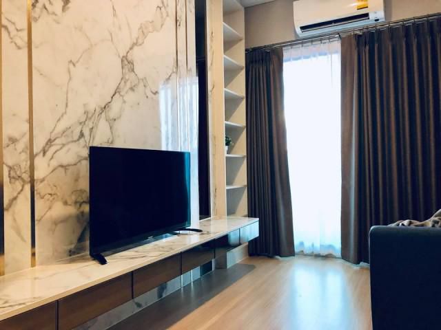 รหัสทรัพย์ B2421 Lumpini Suite ดินแดง-ราชปรารภ (คอนโดใหม่ ห้องใหม่ วิวเมือง เฟอร์นิเจอร์ครบ)