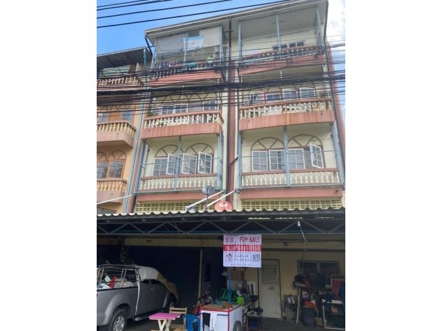 ขายตึก 2 ห้องคูหา  5 ชั้น ตีทะลุถึงกัน