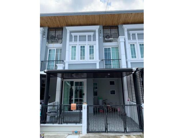 ขายบ้านทาวน์โฮม โกลเด้นทาวน์ 3  ลาดพร้าว