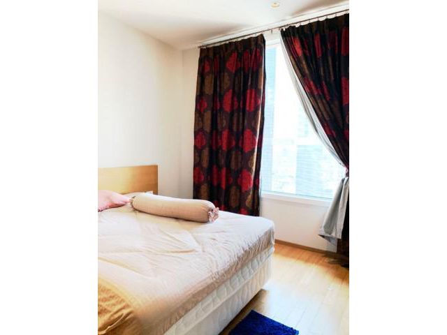 รหัสทรัพย์ B2449 ให้เช่า THE EMPIRE PLACE (ห้องสวย เฟอร์ครบพร้อมเข้าอยู่)