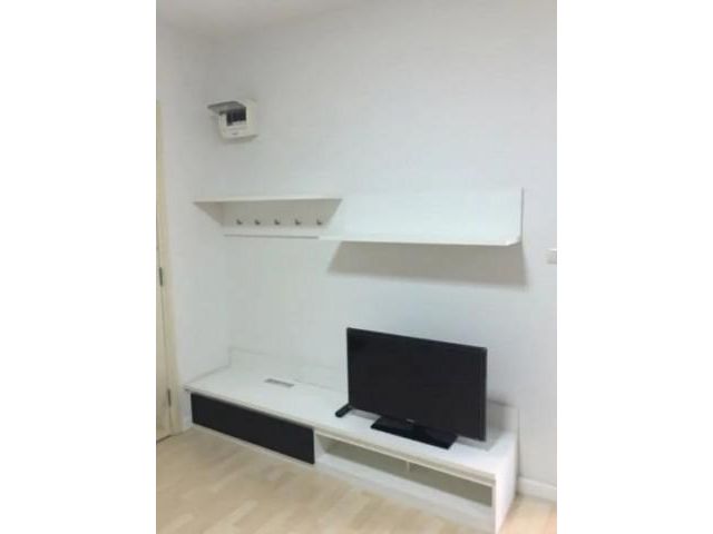 รหัสทรัพย์ B2439 ให้เช่า D Condo รามคำแหง 64 (เฟอร์ครบ พร้อมเข้าอยู่)