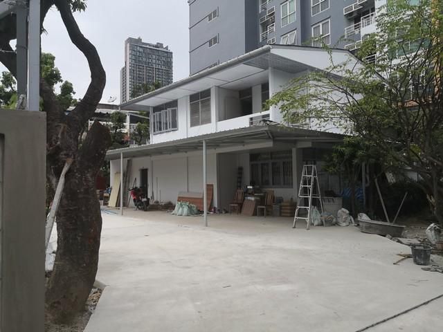 ให้เช่าบ้าน 2 ชั้น 250 ตรว. รีโนเวทใหม่ เอกมัย22