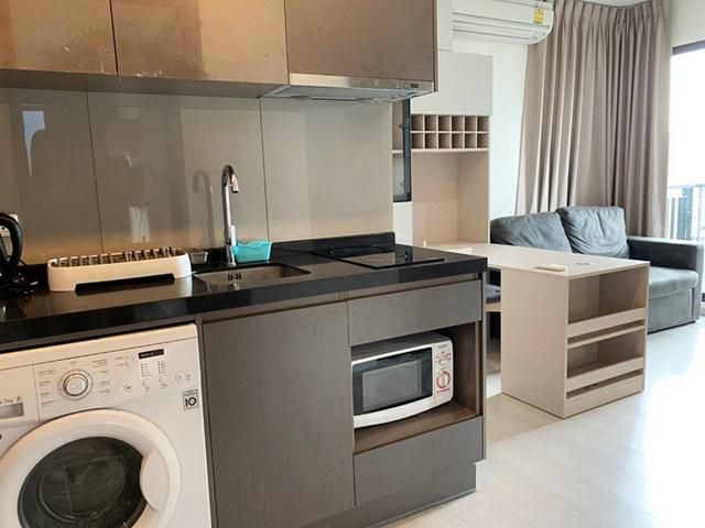 เช่าคอนโด ริทึ่ม อโศก type 2 Beds เหมือนได้ฟรี