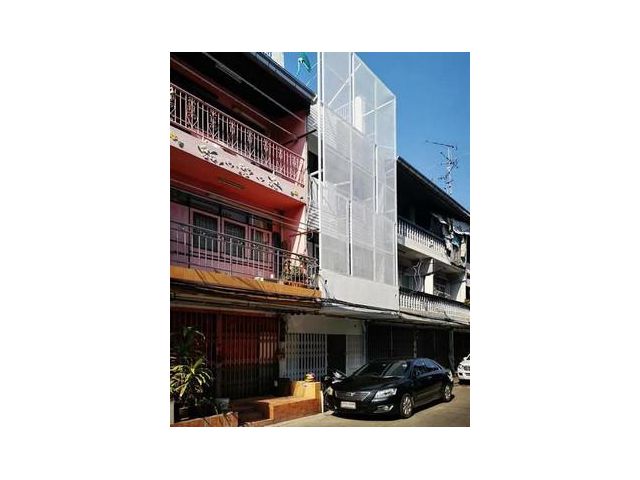 อาคารพาณิชย์ 3 ชั้น ​ซ.สุขุมวิท 95/1