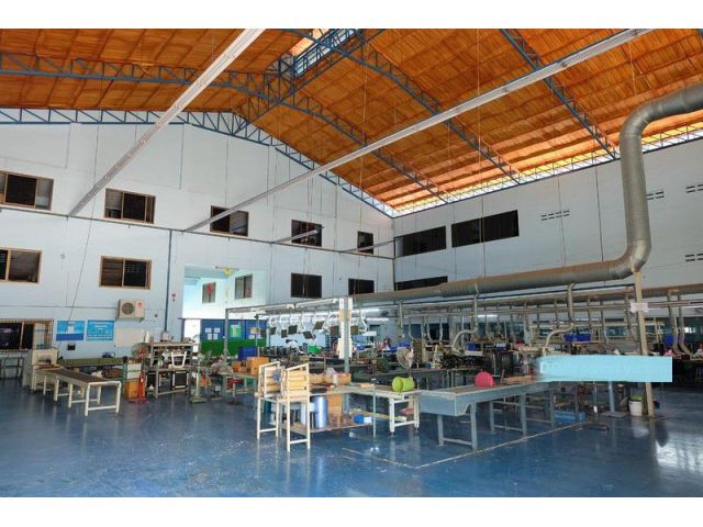 ขายโรงงานเกือบ 3 ไร่ 3 ชั้น 4700 ตรม. คลองสี่วา สมุทรสาคร ราคาถูก