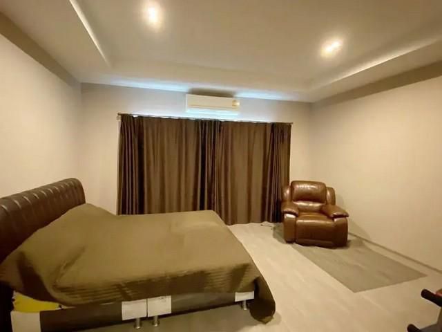 ให้เช่าทาวน์โฮม 3ชั้น  รามอินทรา สุคนธสวัสดิ์