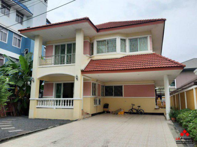 ขายบ้านเดี่ยว 88 ตร.ว 4 นอน 3 น้ำ พร้อมห้องแม่บ้านอีก 1 ห้อง สวย ประเวศ