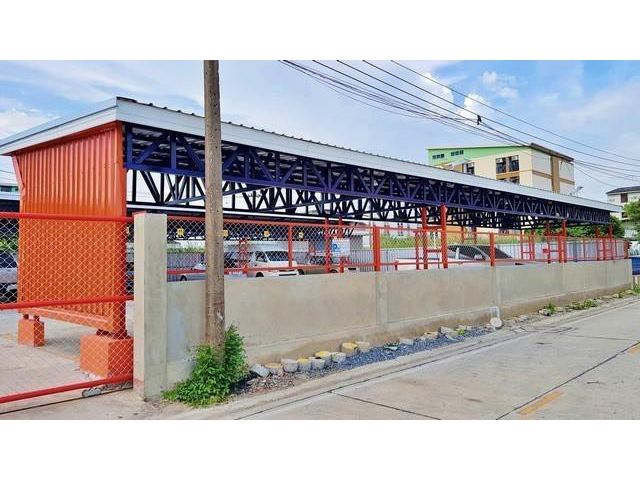 PDD02 ขายที่ดิน พร้อมกิจการ ที่จอดรถ ย่านลาดกระบัง ใกล้สนามบินสุวรรณภูมิ เขตลาดกระบัง เดินทางสะดวก ปัจจุบันมีผู้เช่าครบท