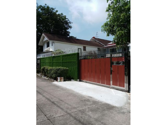 (ให้เช่า) บ้านเดี่ยว พื้นที่ 147 ตรว. บนถนนสุขุมวิท 101 ซอยปุณณวิถี 33