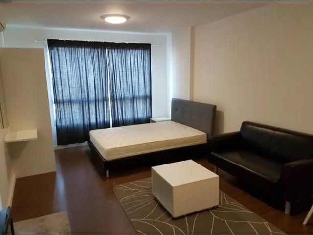 รหัสทรัพย์ 5293 ให้เช่า DCONDO สาธุประดิษฐ์ 49 (furniture พร้อม)
