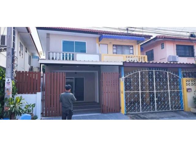 รหัสทรัพย์ B2139 ให้เช่า ทาวน์โฮม 2 ชั้น หมู่บ้านพระปิ่น3 บางใหญ่ (บ้านรีโนเวทใหม่)