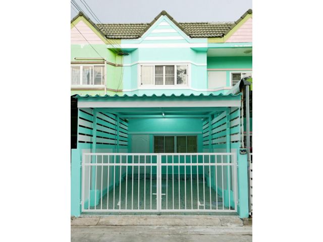 เพลินใจ 3 บ้านอยู่ต้นซอย ทำเลดีมาก ตกแต่งทำใหม่ทั้งหลัง