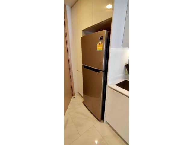 เช่าคอนโด ไฮด์ สุขุมวิท 11 แบบ 1 Bed วิวสวยราคาถูก
