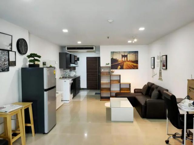 HOT ให้เช่าคอนโด Sukhumvit Suite สุขุมวิท 13 ชั้น 15 ใกล้ BTS นานา