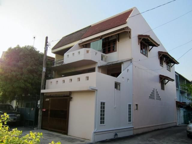 รหัสทรัพย์ 5347 บ้านทาวน์โฮมสภาพดี ใกล้ถนนใหญ่ ถนนประชาชื่น (พร้อมเฟอร์นิเจอร์)