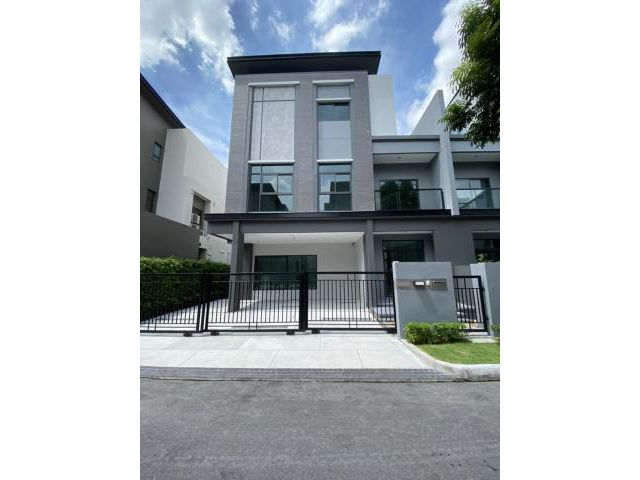 บ้านเดี่ยวให้เช่า The Gentry  ในซอยสุขุมวิท 101 ห่าง BTS ปุณณวิถีประมาณ 1.5 กม
