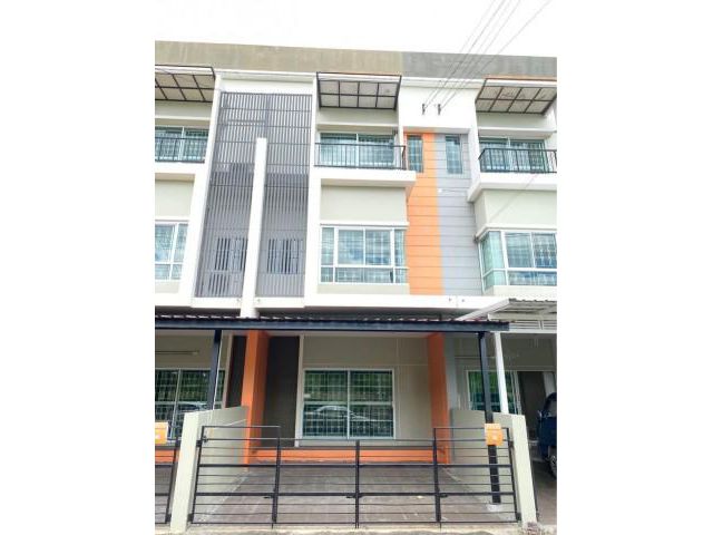รหัสทรัพย์ B2648 ให้เช่า ทาวน์โฮม นลิน อเวนิว รามคำแหง138 (เลี้ยงหมาและแมวได้)
