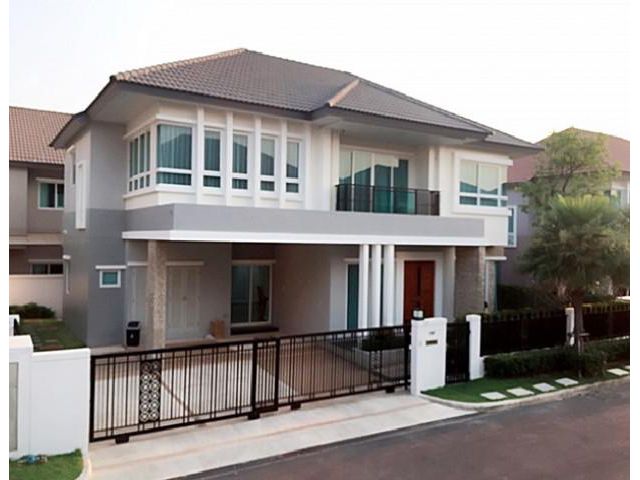 ให้เช่าบ้านเดี่ยว 2 ชั้น หมู่บ้านแกรนด์ บางกอก บูเลอวาร์ด พระราม 9-ศรีนครินทร์ บ้านสวย