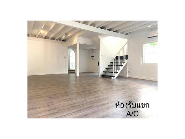 บ้าน เอกมัย พระโขนง 8ห้องนอน เลี้ยงสัตว์ได้